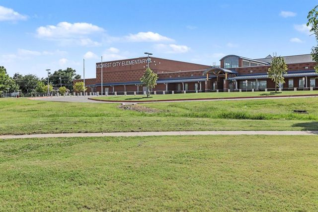 605 Lions Park Place, Oklahoma City, OK 73110