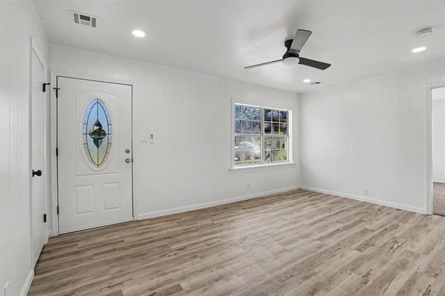 605 Lions Park Place, Oklahoma City, OK 73110