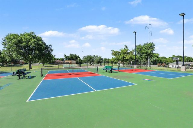 605 Lions Park Place, Oklahoma City, OK 73110