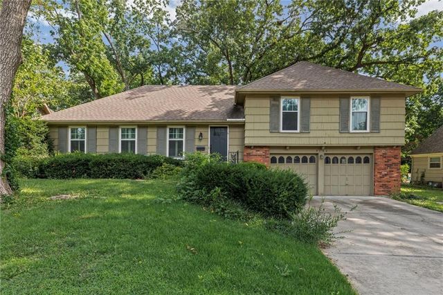 9108 W 106th Street, Overland Park, KS 66212