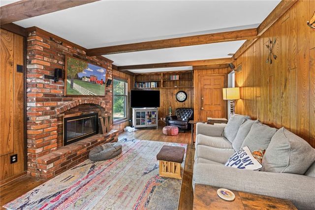 9108 W 106th Street, Overland Park, KS 66212