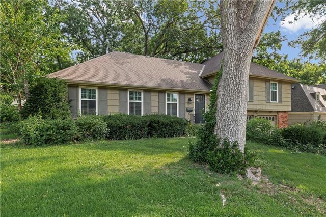 9108 W 106th Street, Overland Park, KS 66212
