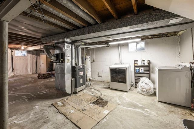 9108 W 106th Street, Overland Park, KS 66212