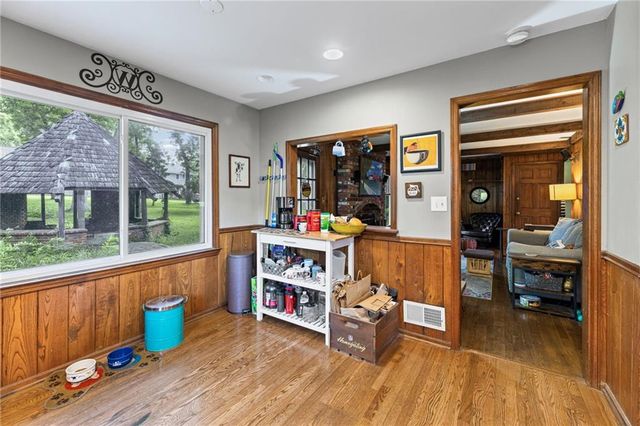 9108 W 106th Street, Overland Park, KS 66212