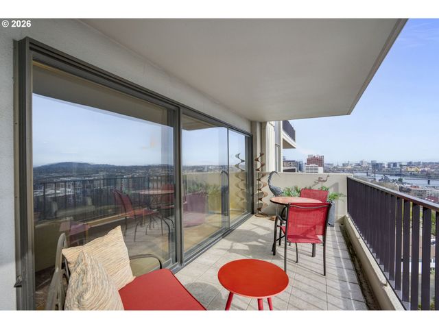 2221 Sw 1ST Ave 1124, Portland, OR 97201