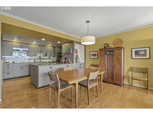 2221 Sw 1ST Ave 1124, Portland, OR 97201