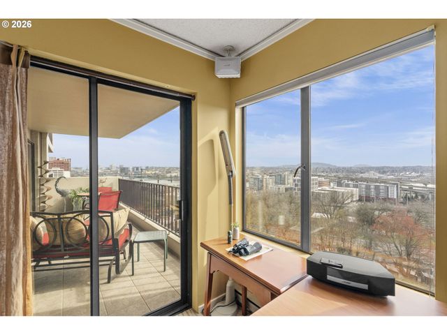 2221 Sw 1ST Ave 1124, Portland, OR 97201