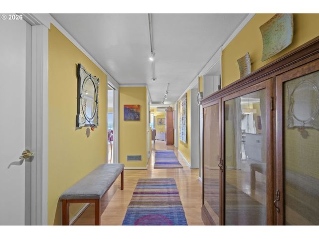 2221 Sw 1ST Ave 1124, Portland, OR 97201