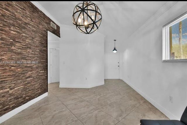 985 NE 33rd Ter 201, Homestead, FL 33033