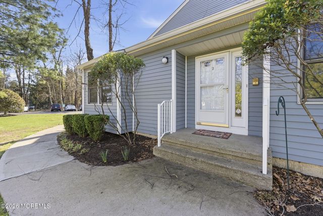 2 Essex Drive, Little Silver, NJ 07739