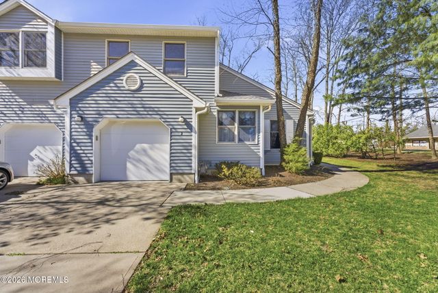 2 Essex Drive, Little Silver, NJ 07739
