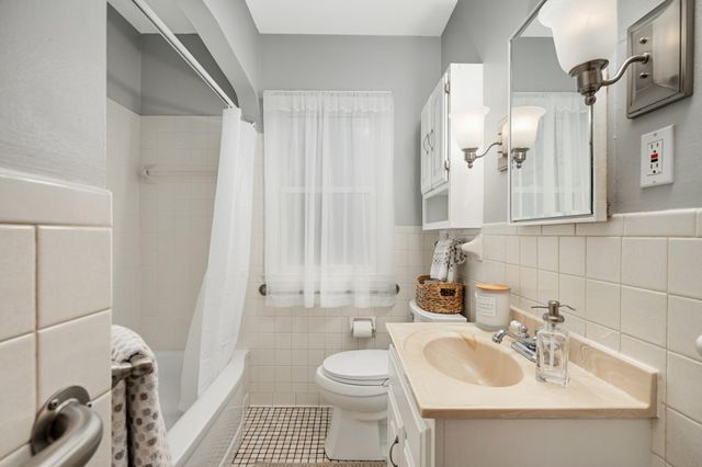 3230 Stinson Boulevard, Minneapolis, MN 55418