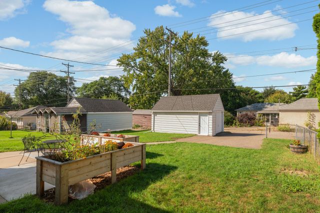 3230 Stinson Boulevard, Minneapolis, MN 55418