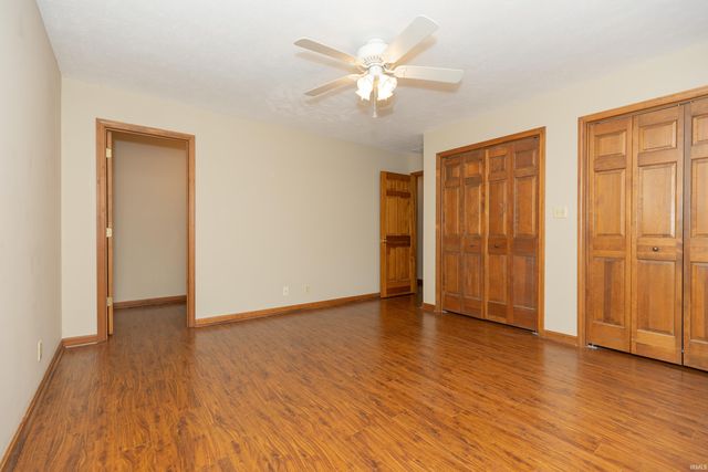 437 Hollybush Lane, Evansville, IN 47715