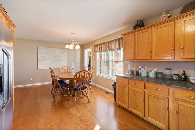 85 Sharon Ln, Lafayette, TN 37083