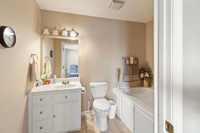 85 Sharon Ln, Lafayette, TN 37083