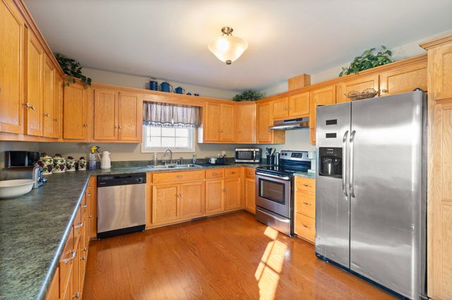 85 Sharon Ln, Lafayette, TN 37083