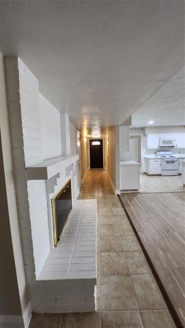 7314 El Cresta Drive, Houston, TX 77083