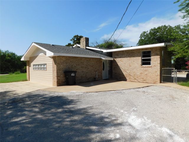 202 River Oaks Road, Early, TX 76802