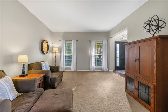 4020 Bunker Hill Drive, Algonquin, IL 60102