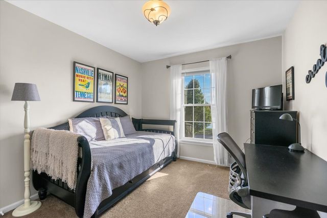 4020 Bunker Hill Drive, Algonquin, IL 60102