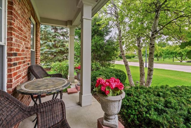 4020 Bunker Hill Drive, Algonquin, IL 60102