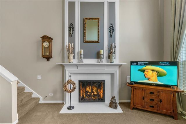 4020 Bunker Hill Drive, Algonquin, IL 60102