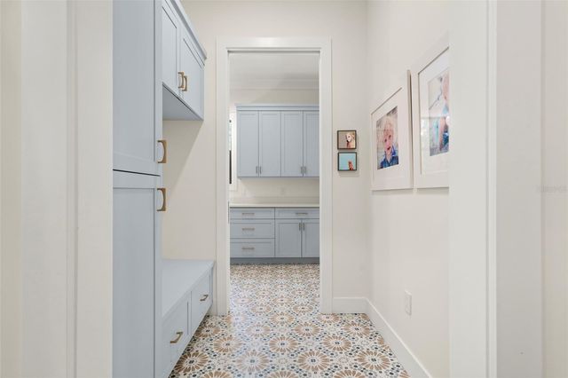 1815 S LAKE SHORE DRIVE, Sarasota, FL 34231