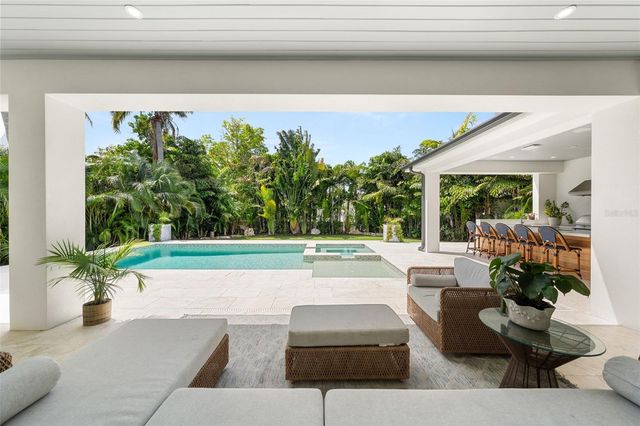 1815 S LAKE SHORE DRIVE, Sarasota, FL 34231