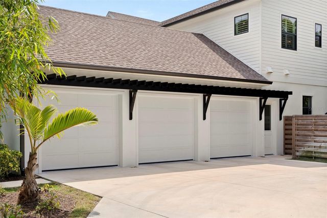 1815 S LAKE SHORE DRIVE, Sarasota, FL 34231