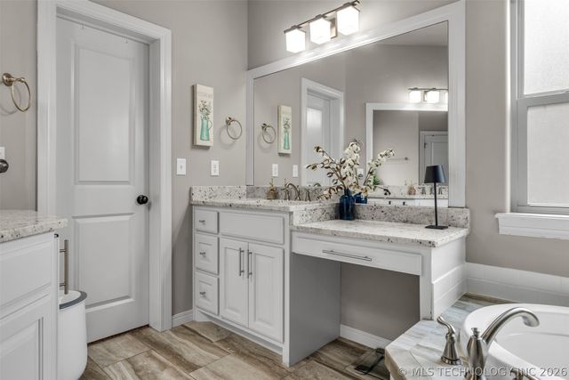 17161 E 42nd Street, Tulsa, OK 74134