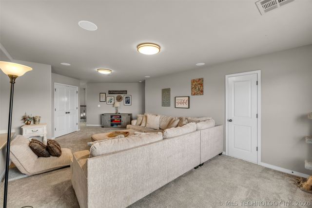 17161 E 42nd Street, Tulsa, OK 74134