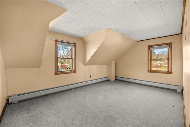 550 Middleboro Avenue, Taunton, MA 02718