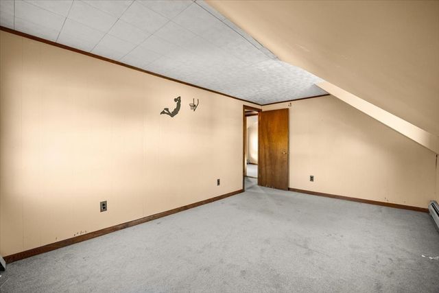 550 Middleboro Avenue, Taunton, MA 02718