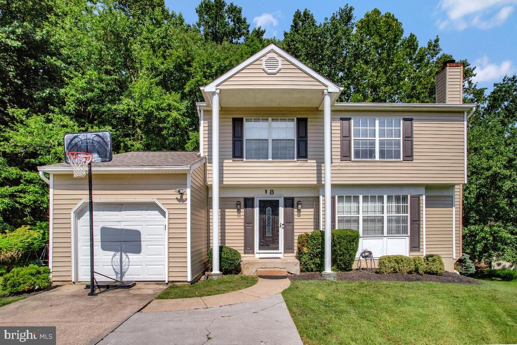18 ELWELL CT, Randallstown, MD 21133