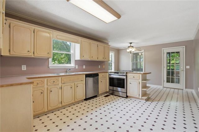 580 Drake Lane, Canton, GA 30115