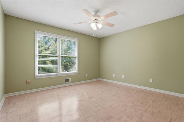 580 Drake Lane, Canton, GA 30115