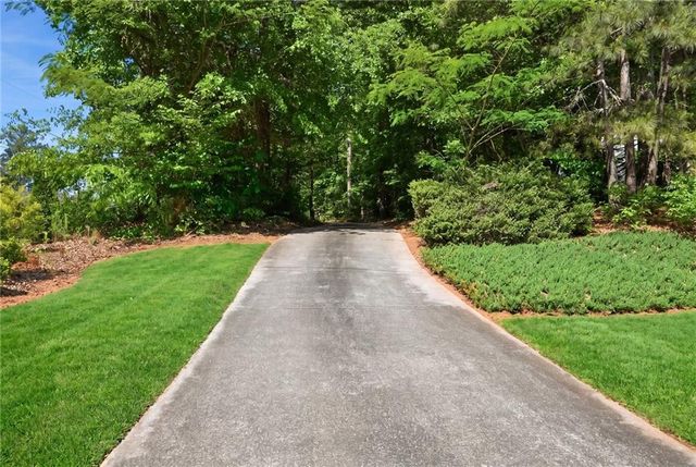 580 Drake Lane, Canton, GA 30115