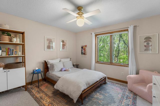 300 Dearborn Court, Edina, MN 55343