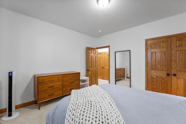 300 Dearborn Court, Edina, MN 55343