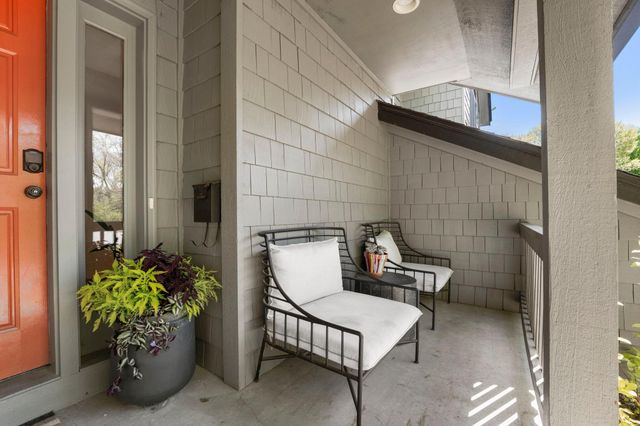 300 Dearborn Court, Edina, MN 55343