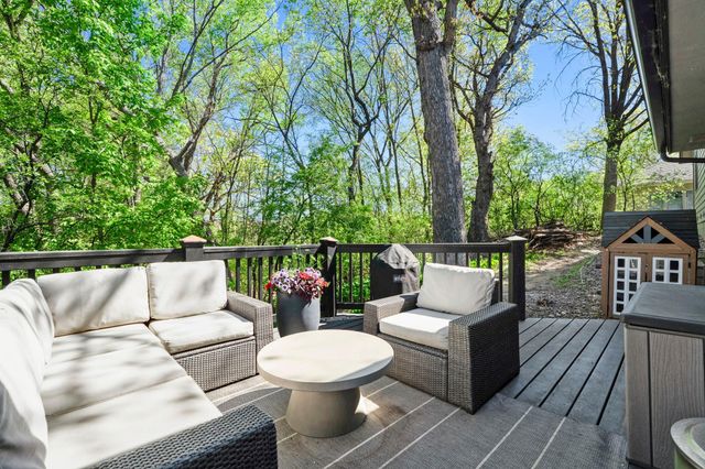 300 Dearborn Court, Edina, MN 55343
