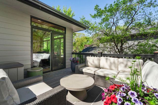 300 Dearborn Court, Edina, MN 55343