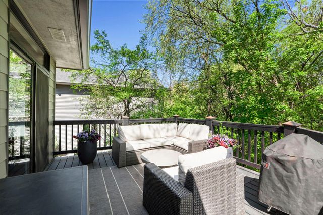 300 Dearborn Court, Edina, MN 55343