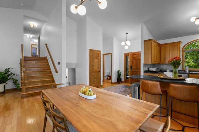 300 Dearborn Court, Edina, MN 55343