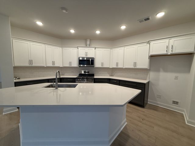 1256 Linn Cove Court, Gallatin, TN 37066