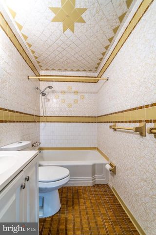 2602 GRAY MANOR, Baltimore, MD 21222