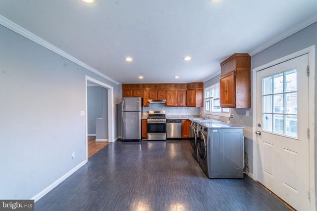 2602 GRAY MANOR, Baltimore, MD 21222