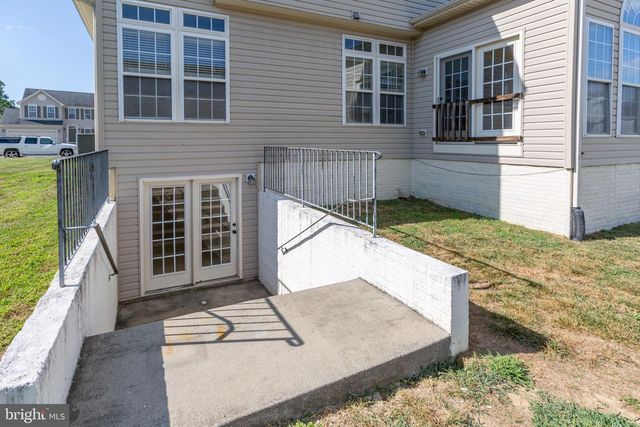 9330 BIRCH CLIFF DR, Fredericksburg, VA 22407