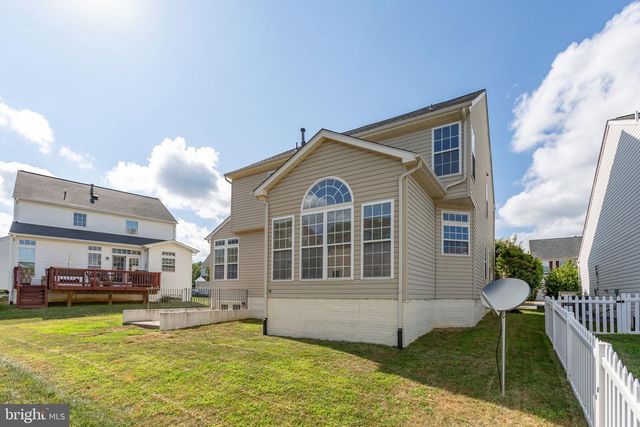 9330 BIRCH CLIFF DR, Fredericksburg, VA 22407